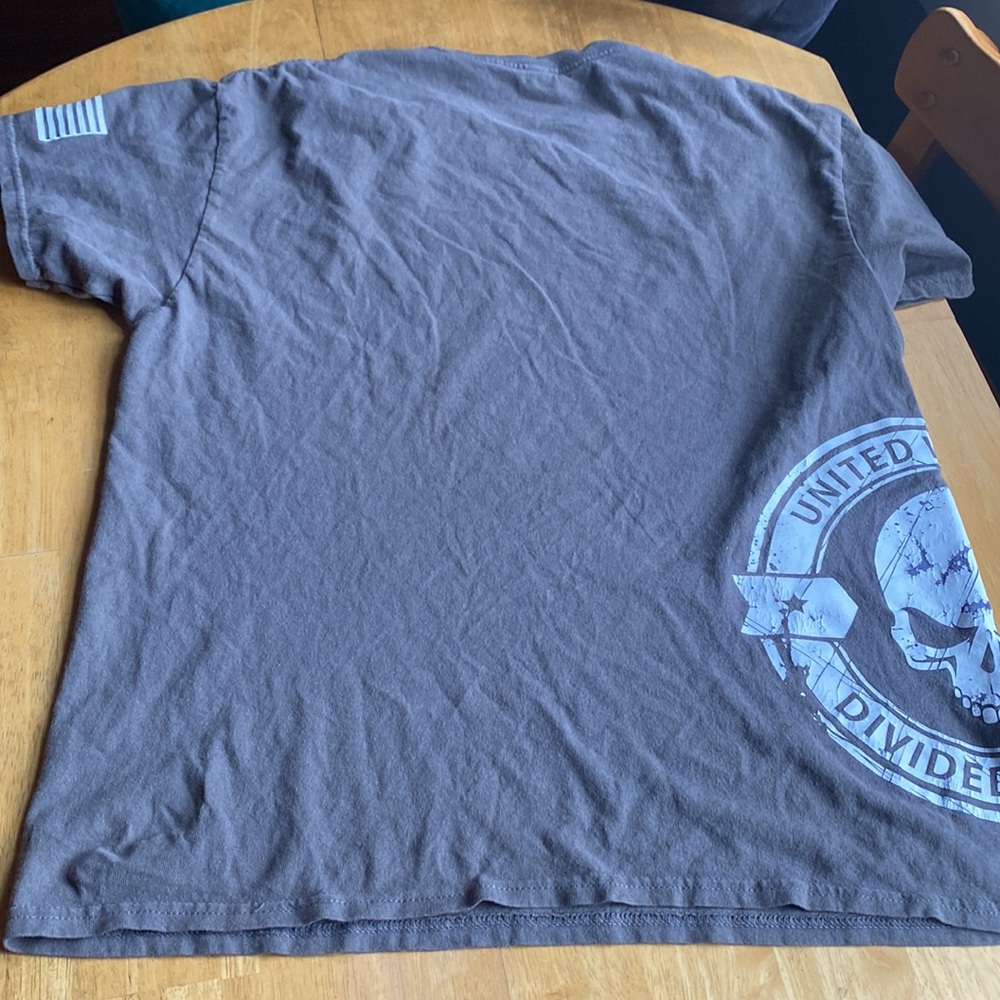 Dion Wear t-shirt size M pre-owned condition - Picture 7 of 7